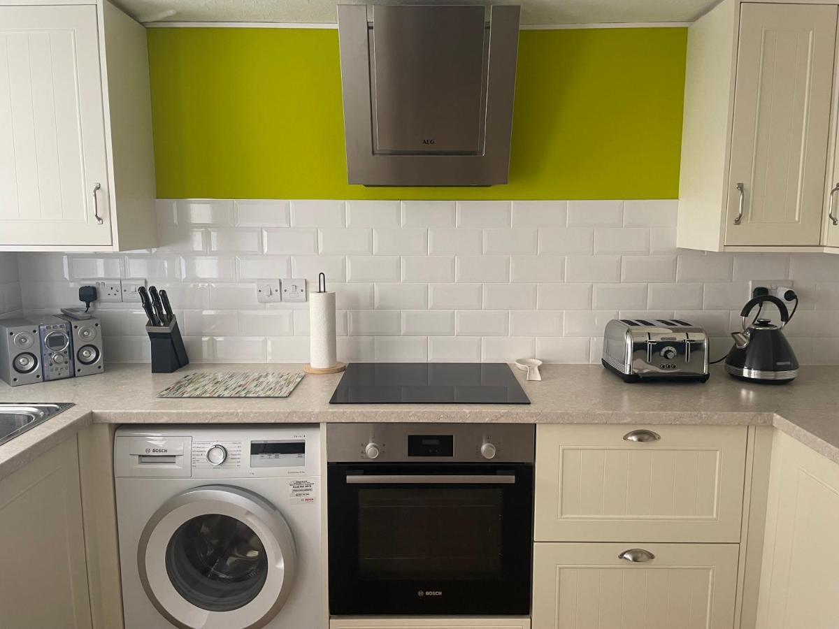 Ferienwohnung Garden Flat In 'Little Chelsea' WTA WTA Eastbourne Exterior foto