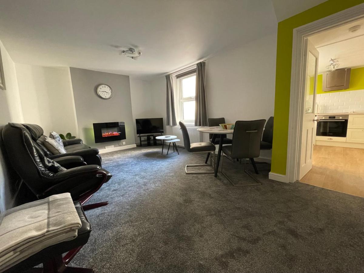 Ferienwohnung Garden Flat In 'Little Chelsea' WTA WTA Eastbourne Exterior foto