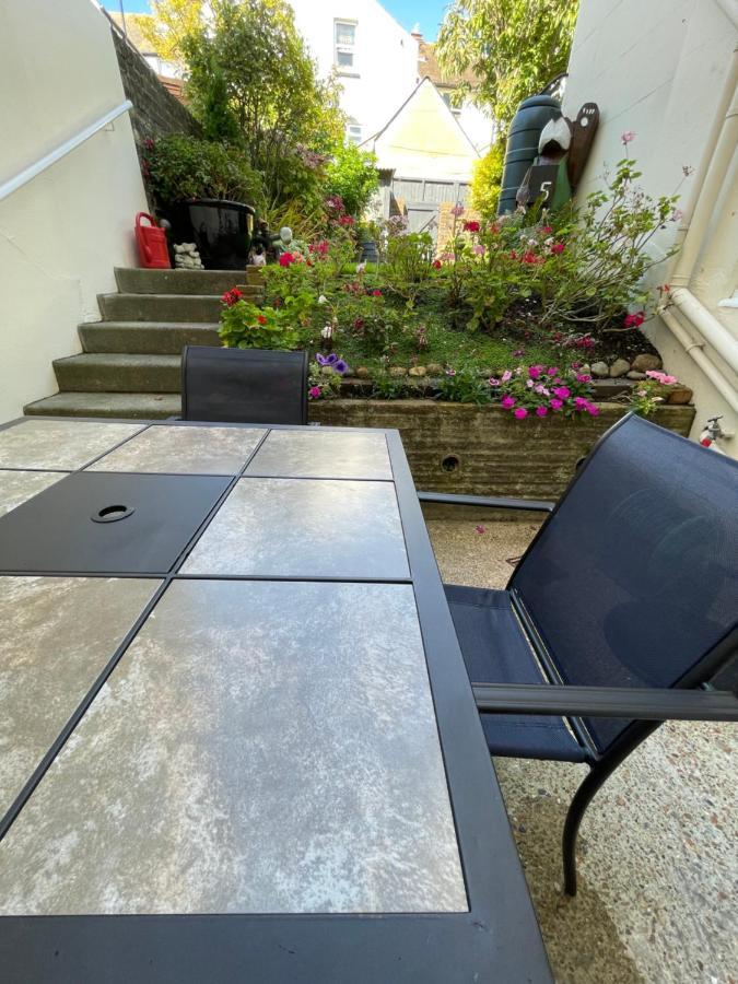 Ferienwohnung Garden Flat In 'Little Chelsea' WTA WTA Eastbourne Exterior foto