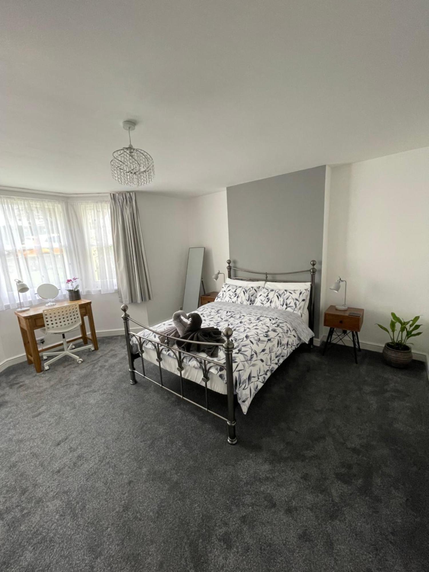 Ferienwohnung Garden Flat In 'Little Chelsea' WTA WTA Eastbourne Exterior foto